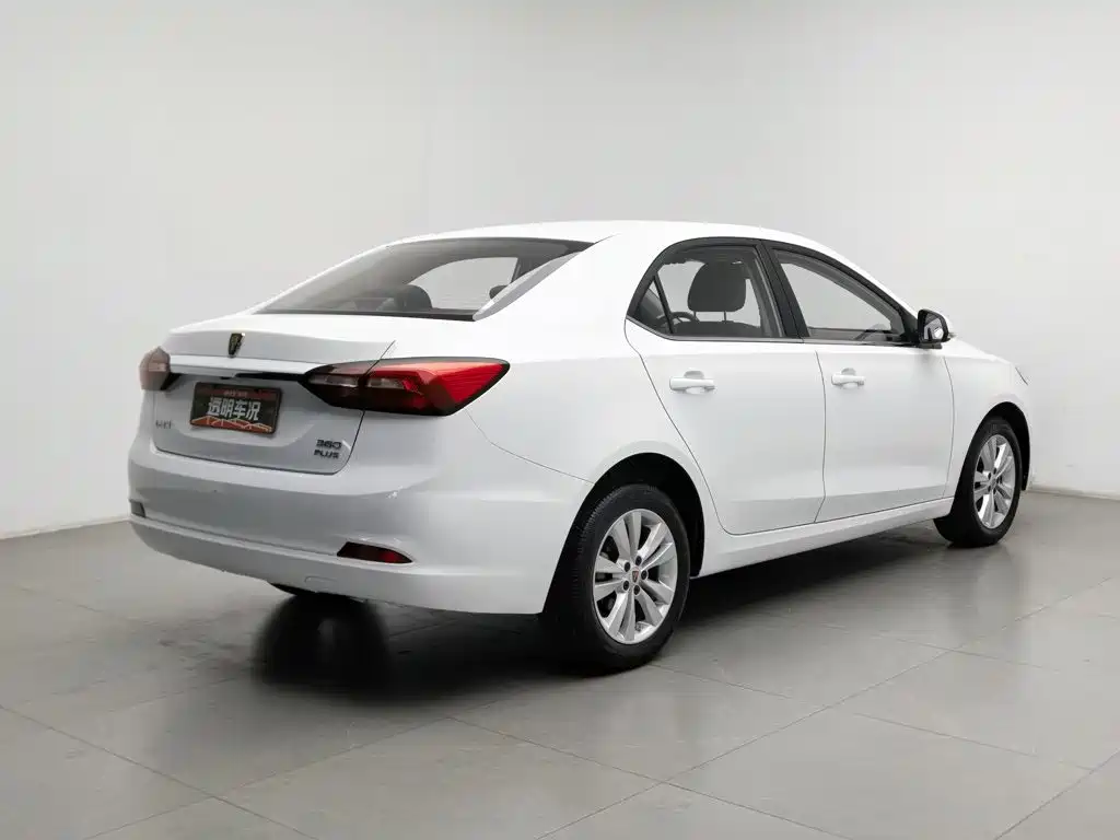 Фото 2 - Roewe 360