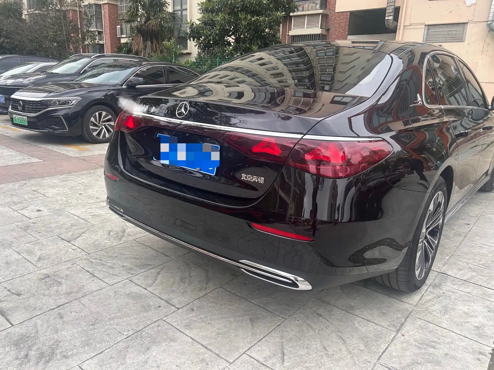 Фото 4 - Mercedes-Benz E-Class