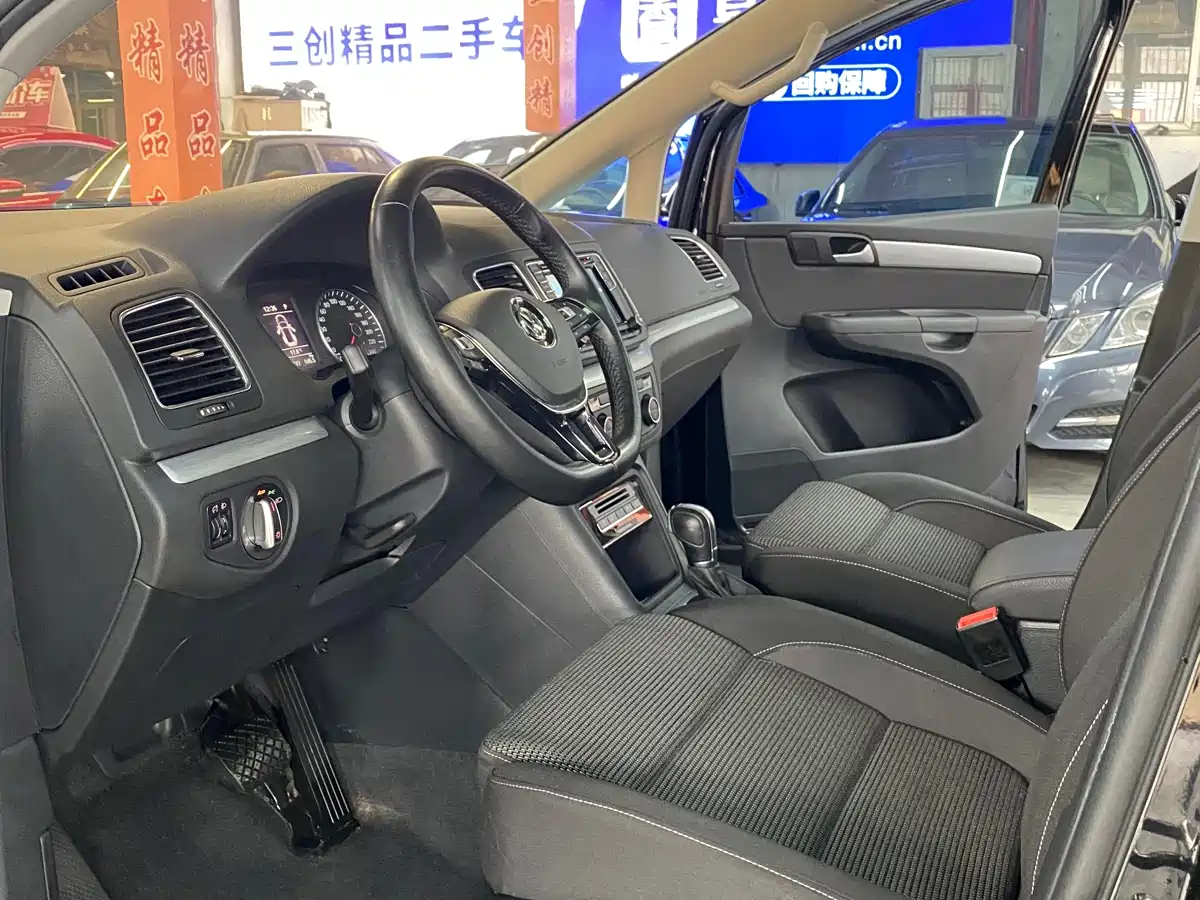 Volkswagen Sharan 2016 280TSI Enjoyment 7-Seater фото 9