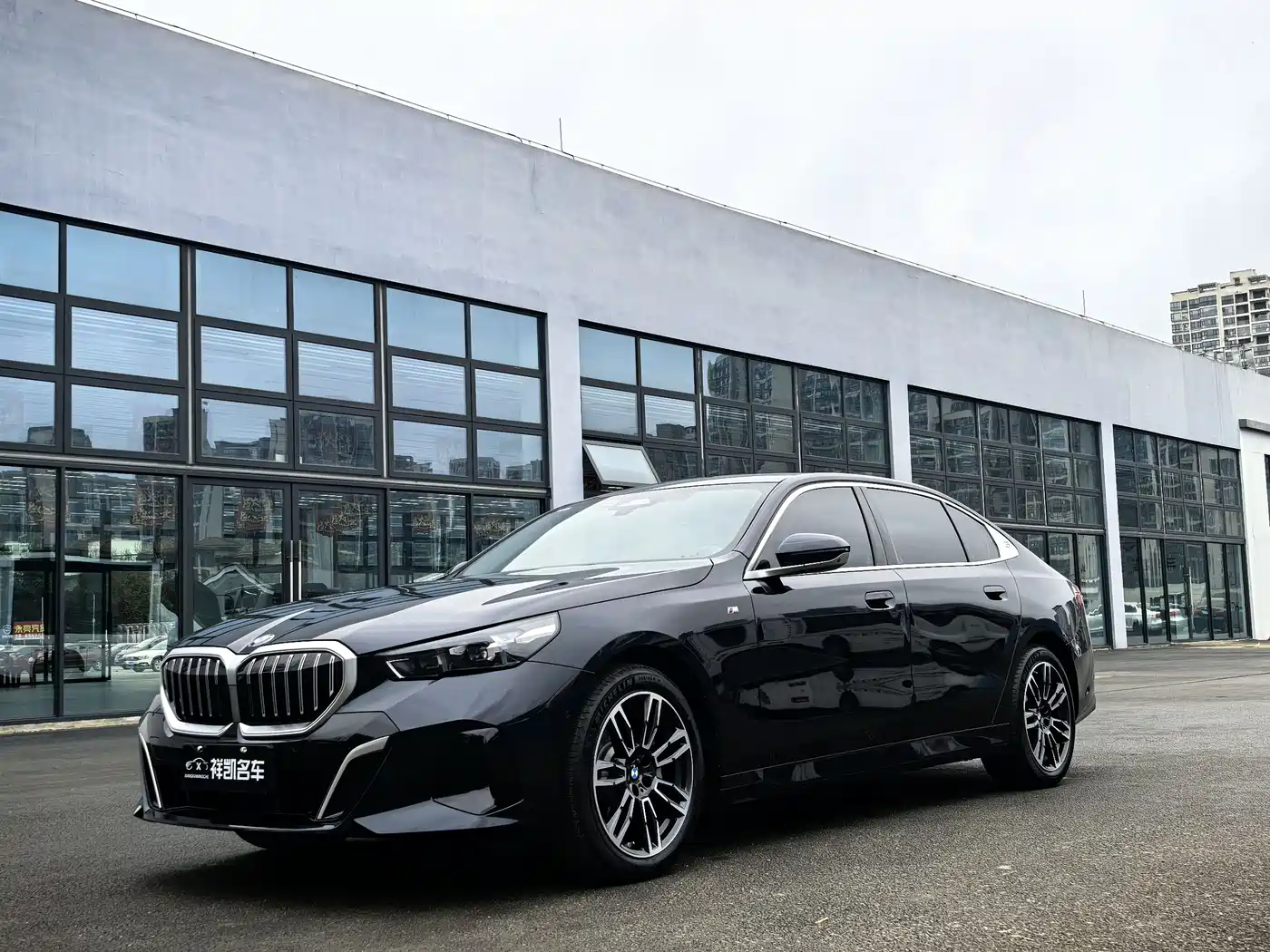 BMW 5 Series 2025 530Li Leading M Sport Package