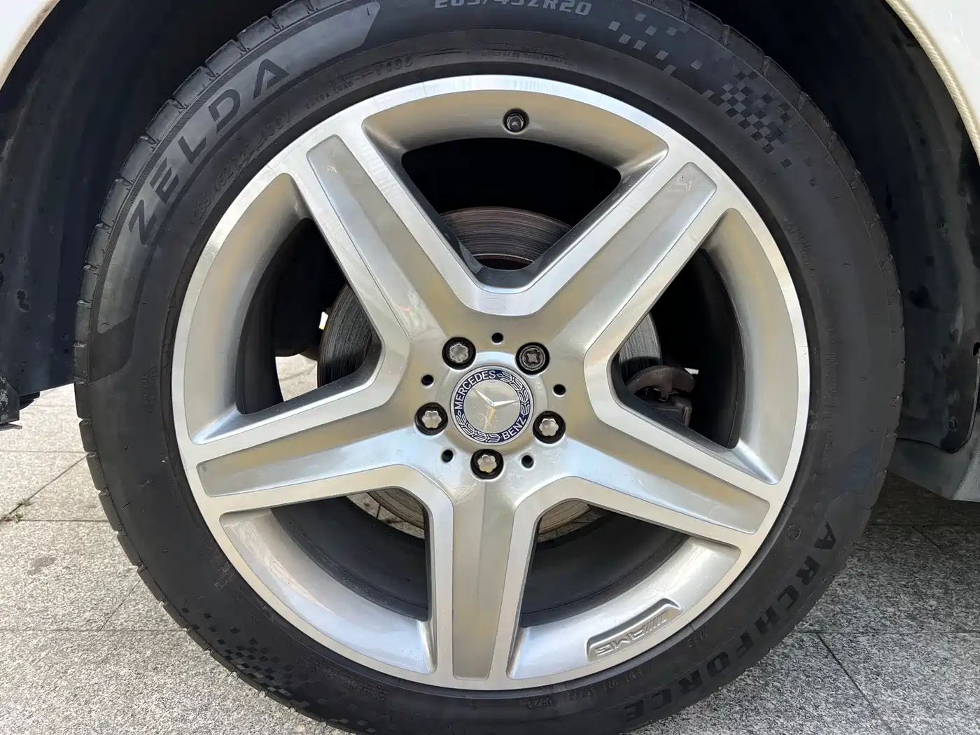 Mercedes-Benz GLE 2016 GLE 400 4MATIC фото 18