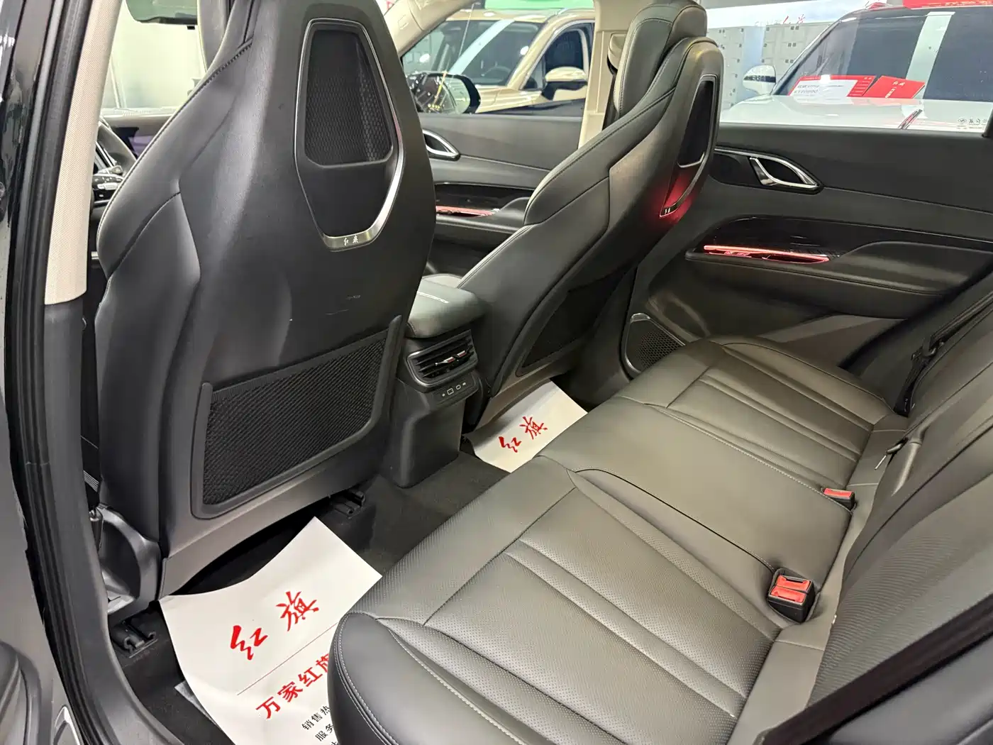Hongqi HS3 PHEV 2024 PHEV 115km Power Edition фото 8
