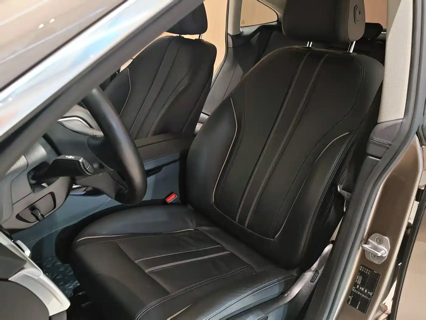BMW 6 Series GT 2018 630i Luxury Design Package фото 17