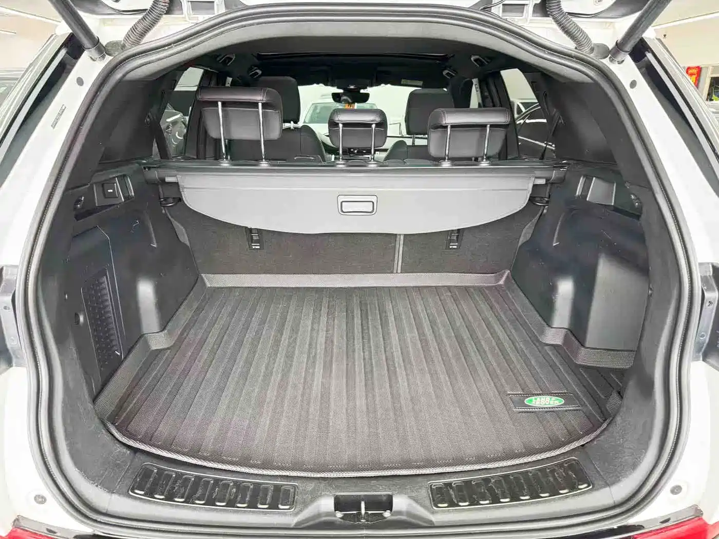 Land Rover Discovery Sport 2021 249PS R-Dynamic S Performance Edition фото 18