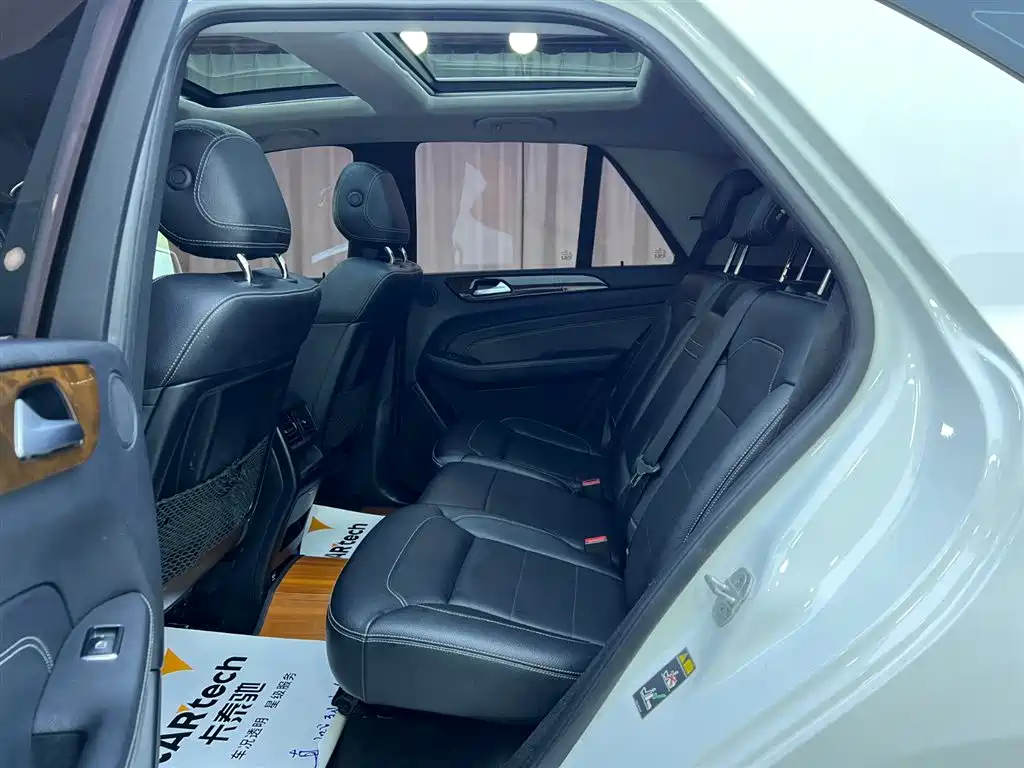 Mercedes-Benz M-Class 2014 ML 400 4MATIC Dynamic фото 8