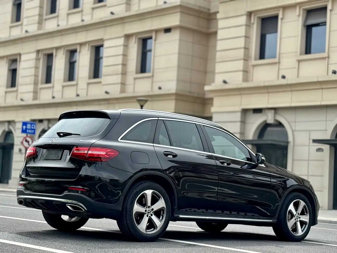 Mercedes-Benz GLC 2017 GLC 260 4MATIC Luxury фото 7