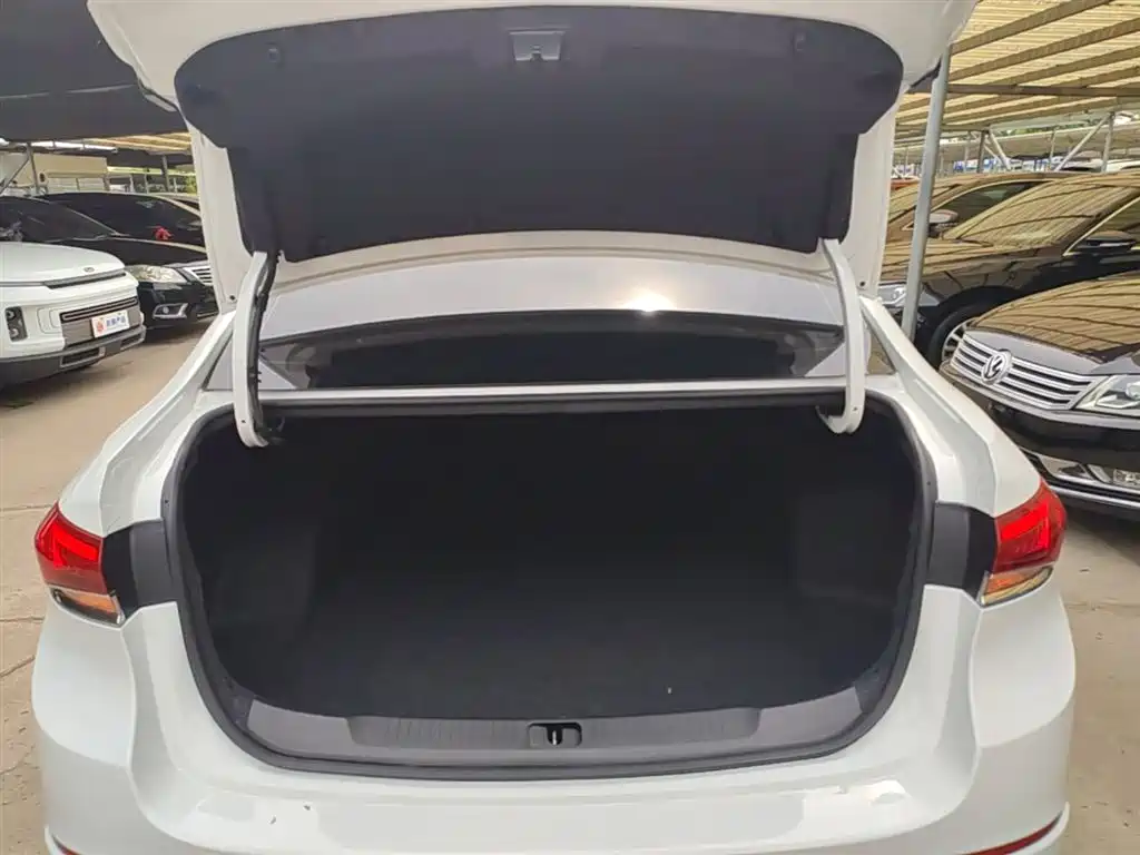 Buick Excelle 2021 Exemplar 1.5L Auto Elite фото 19