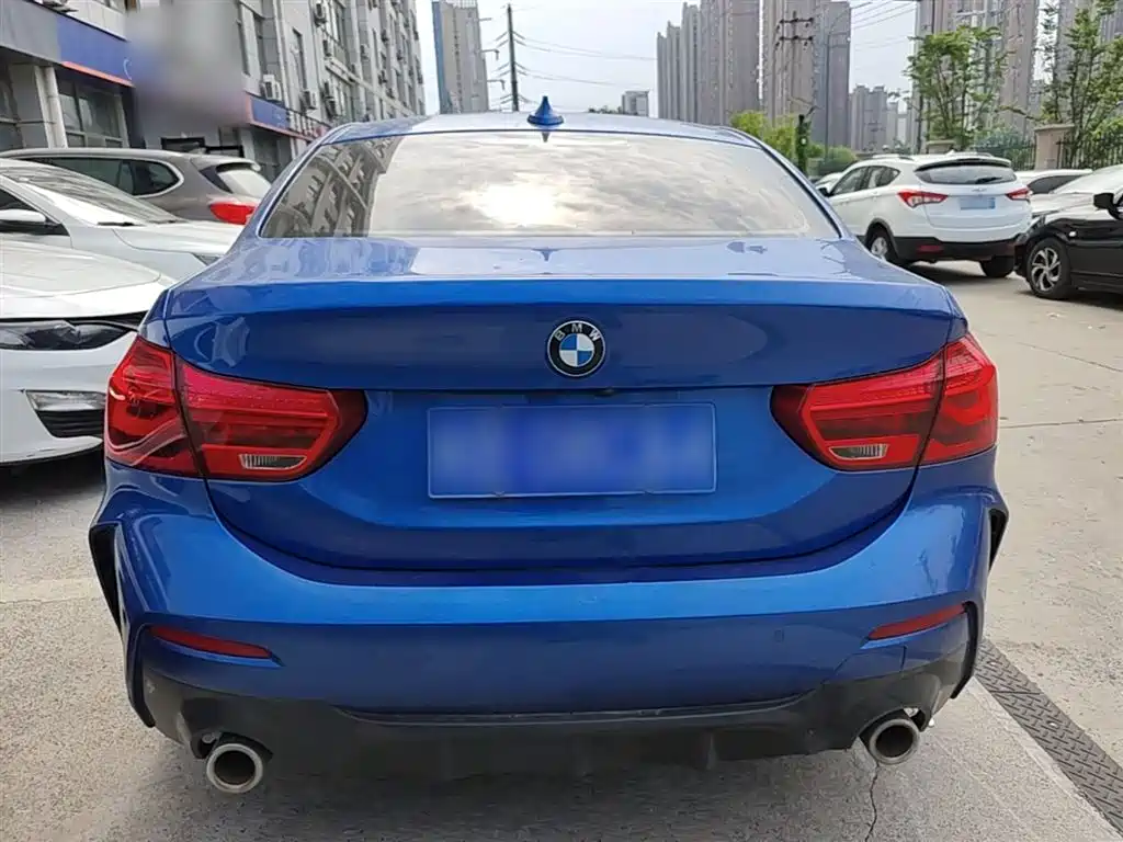 BMW 1 Series 2020 Model 120i M Sport Package фото 6