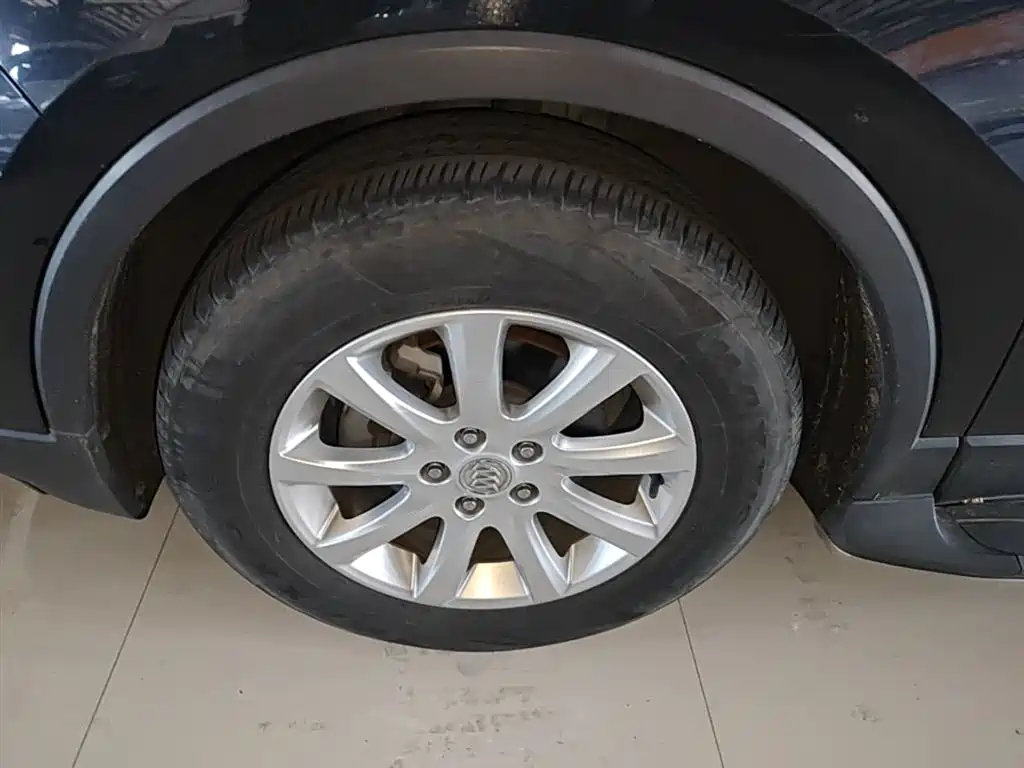 Buick Envision Plus 2020 20T FWD Leading фото 25