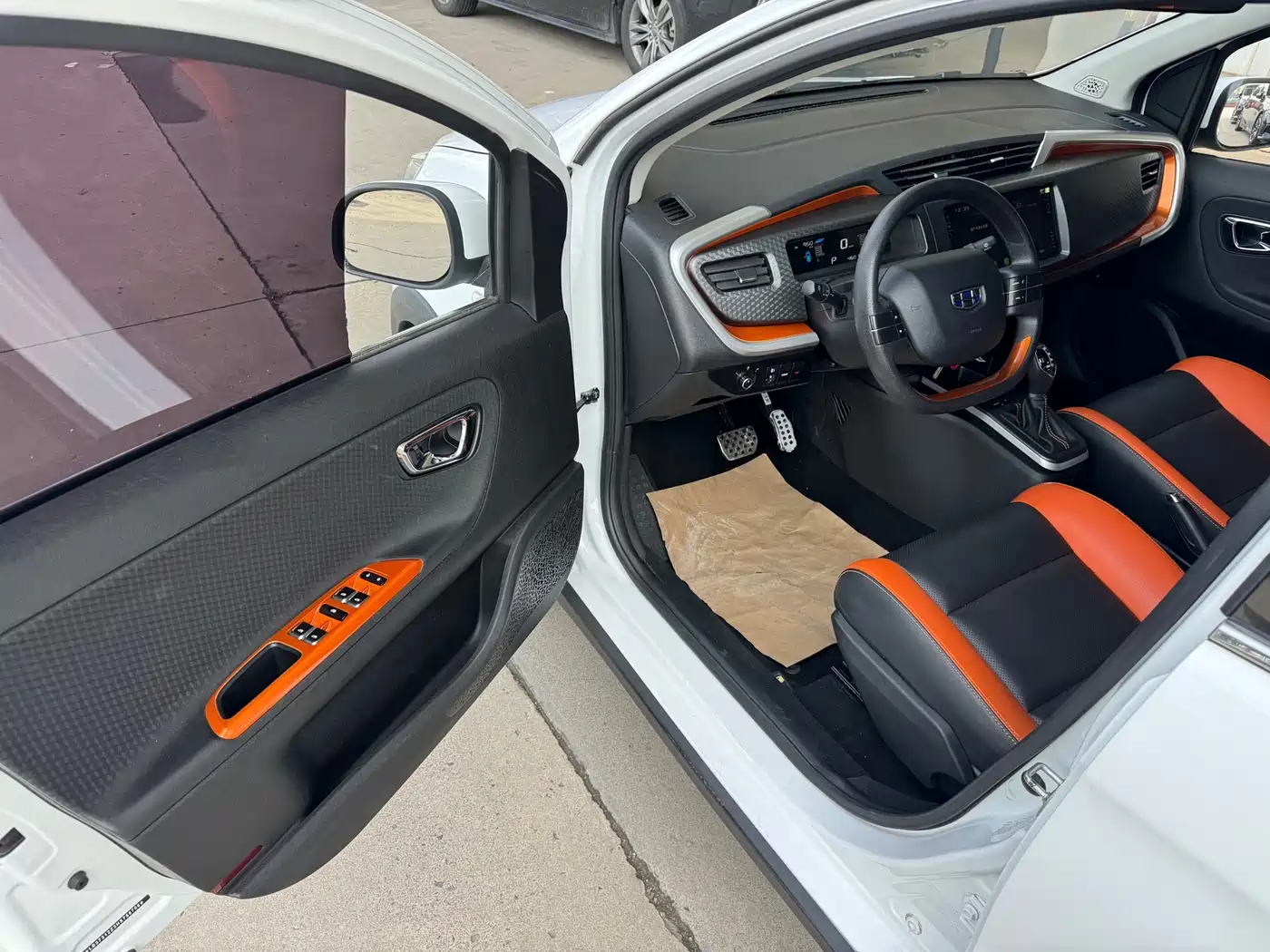 Geely Yuanjing X1 2018 2017 1.3L Auto Player Edition