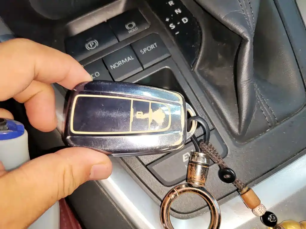 Photo 9 - Toyota RAV4 Rongfang