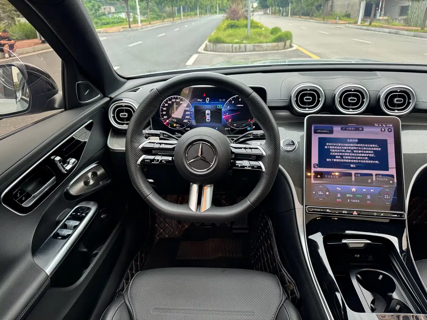 Mercedes-Benz C-Class 2023 Facelift C 260 L Night Sport Edition фото 15