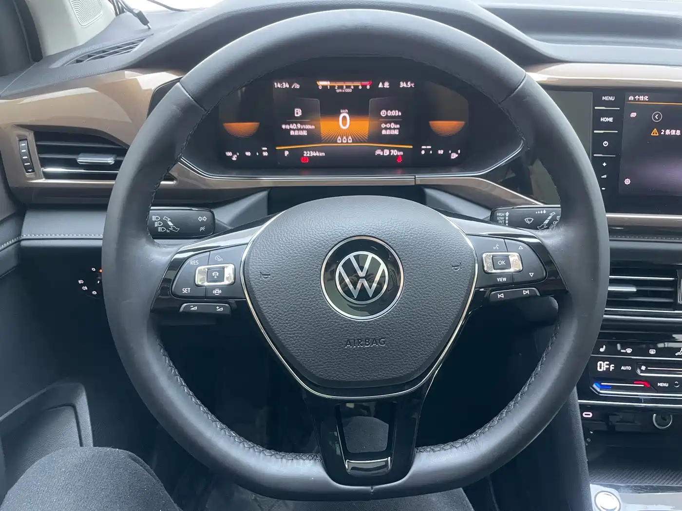 Volkswagen Tharu 2022 280TSI FWD Luxury Edition фото 9