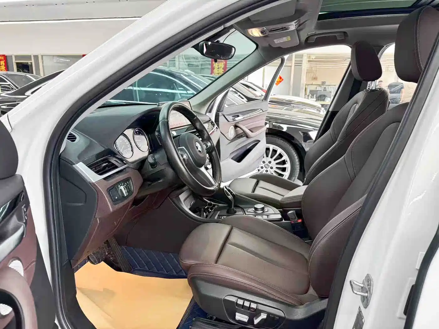 BMW X1 2022 sDrive25Li Leading фото 7