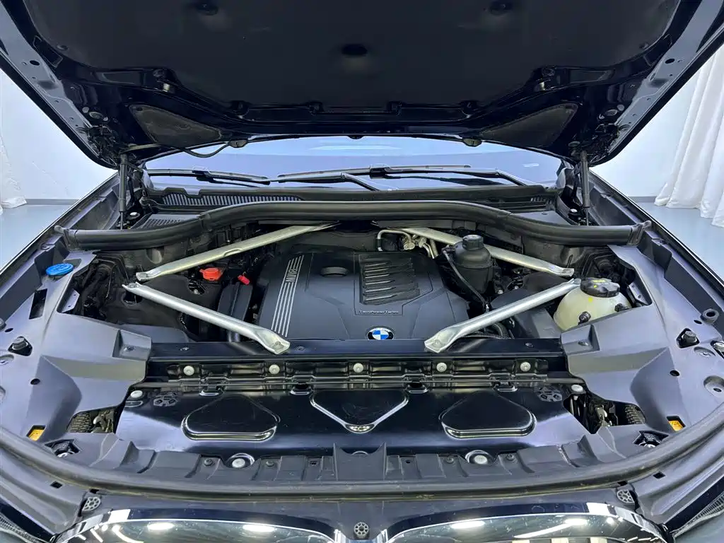 BMW X7 2022 xDrive40i Exclusive M Sport Package фото 28