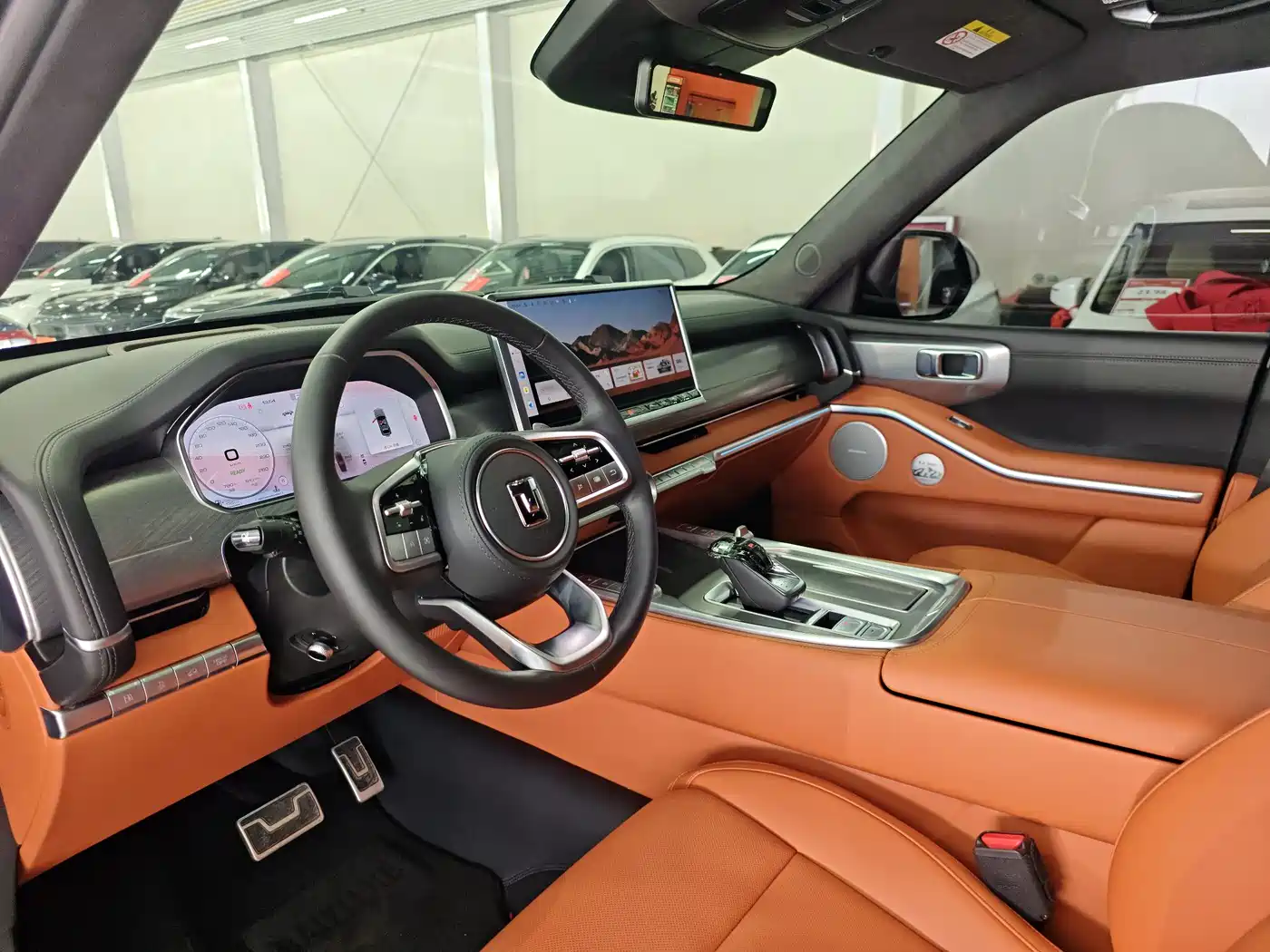 TANK TANK 700 NEW ENERGY