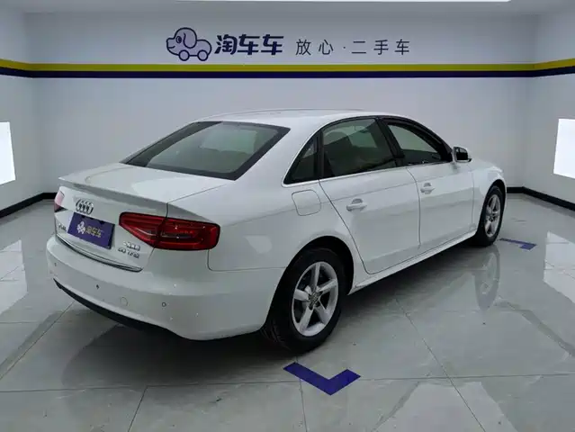 Audi A4L 2016 30 TFSI Collector's Edition Automatic Comfort — фото 3