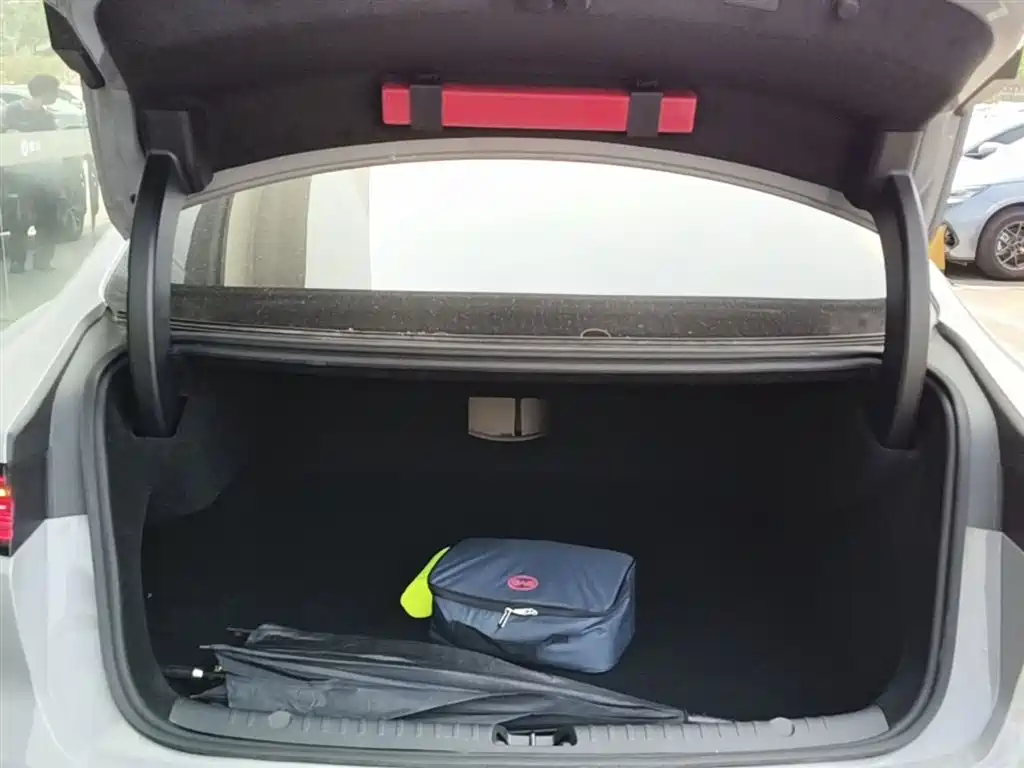 BYD Han 2025 DM-i Smart Driving Edition 125KM LiDAR Flagship фото 19