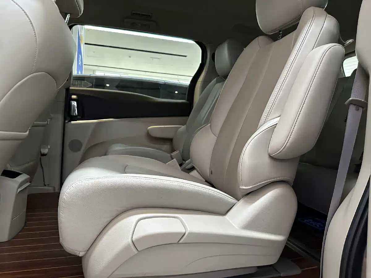 Buick GL8 2018 28T Luxury Model China VI фото 7