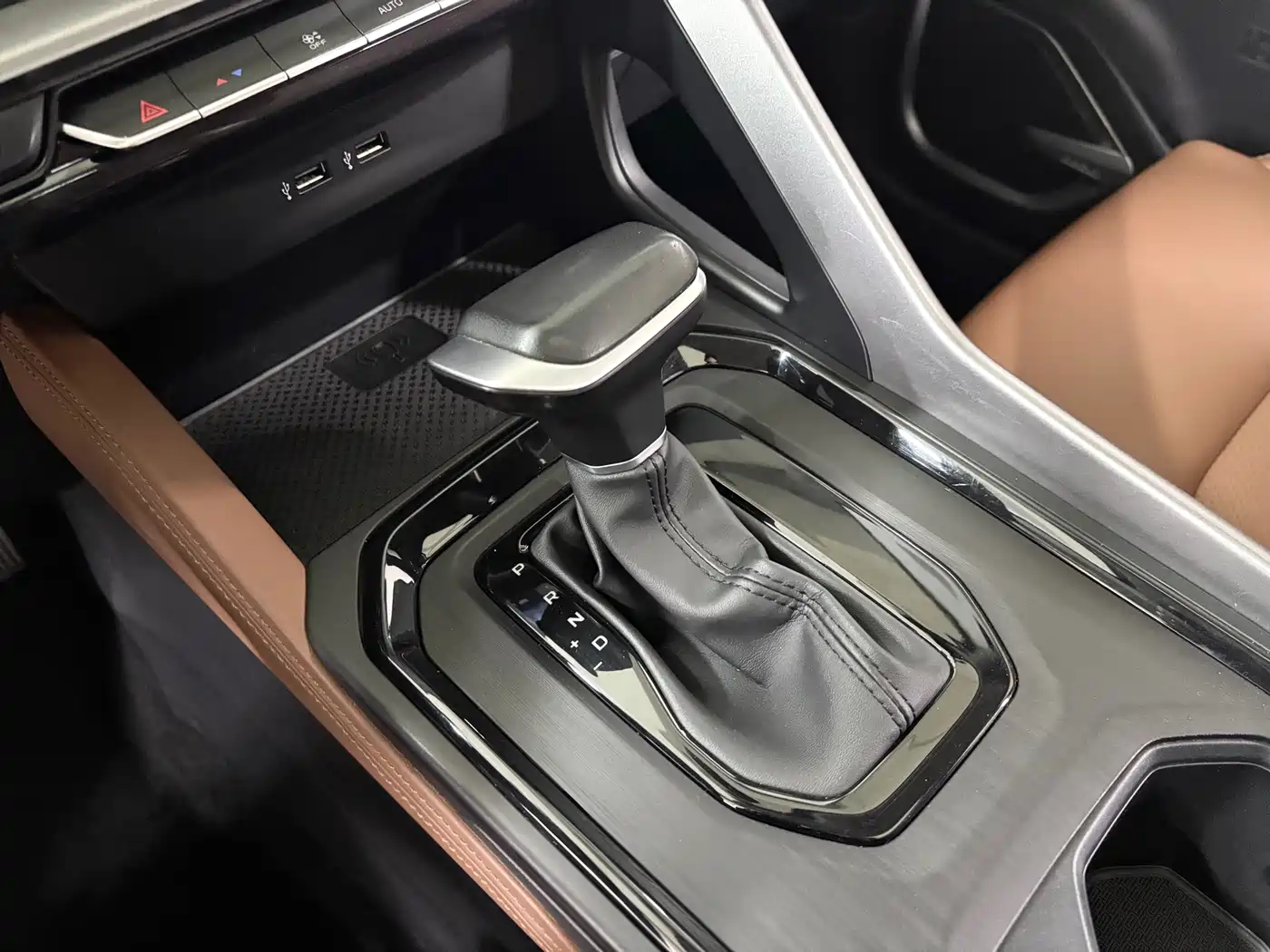 GEELY AUTOMOBILE VISION X6