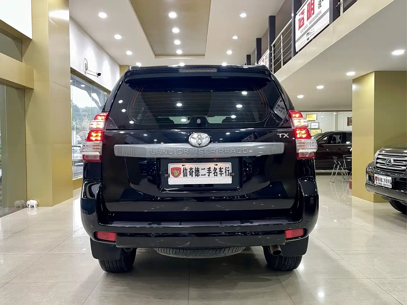 Toyota Prado (Import) 2015 2014 2.7L Automatic Standard Edition