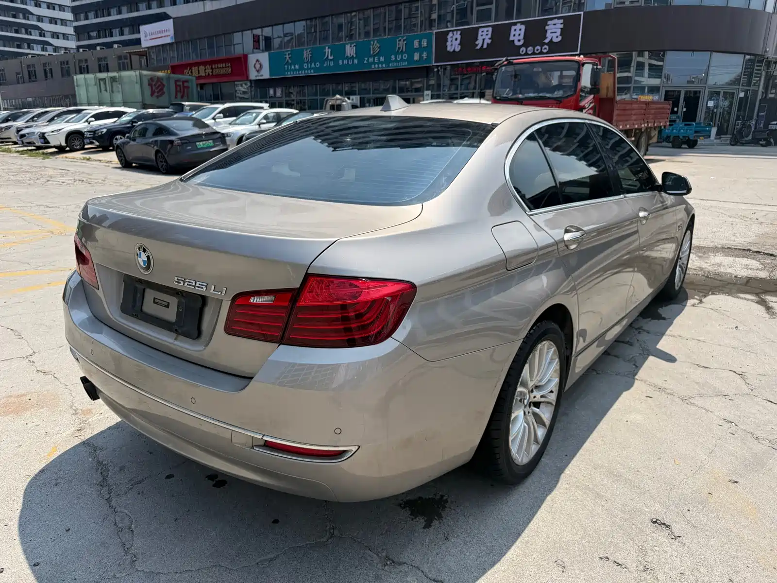 Фото 5 - BMW 5 Series