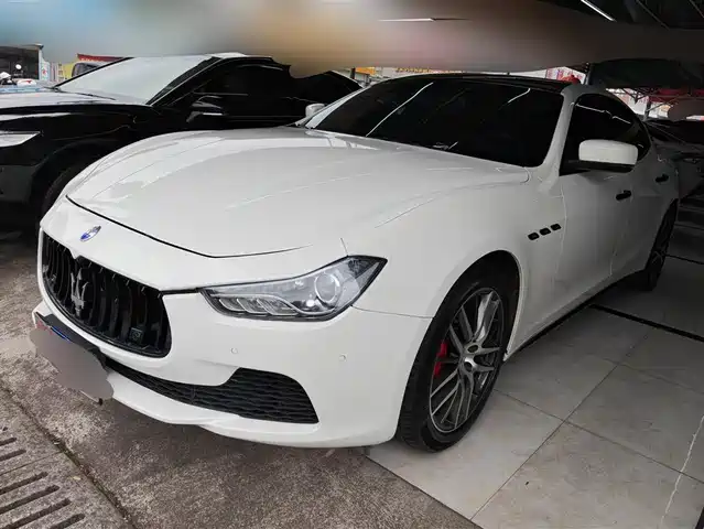 MASERATI GHIBLI