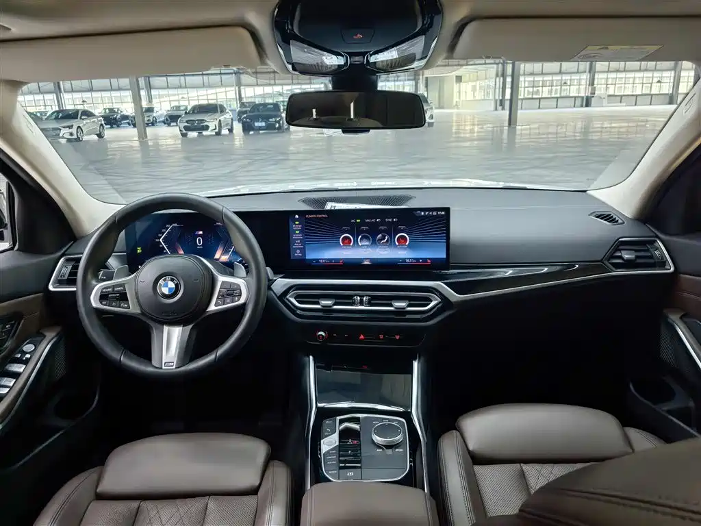 BMW 3 Series 2023 320Li M Sport Package фото 7