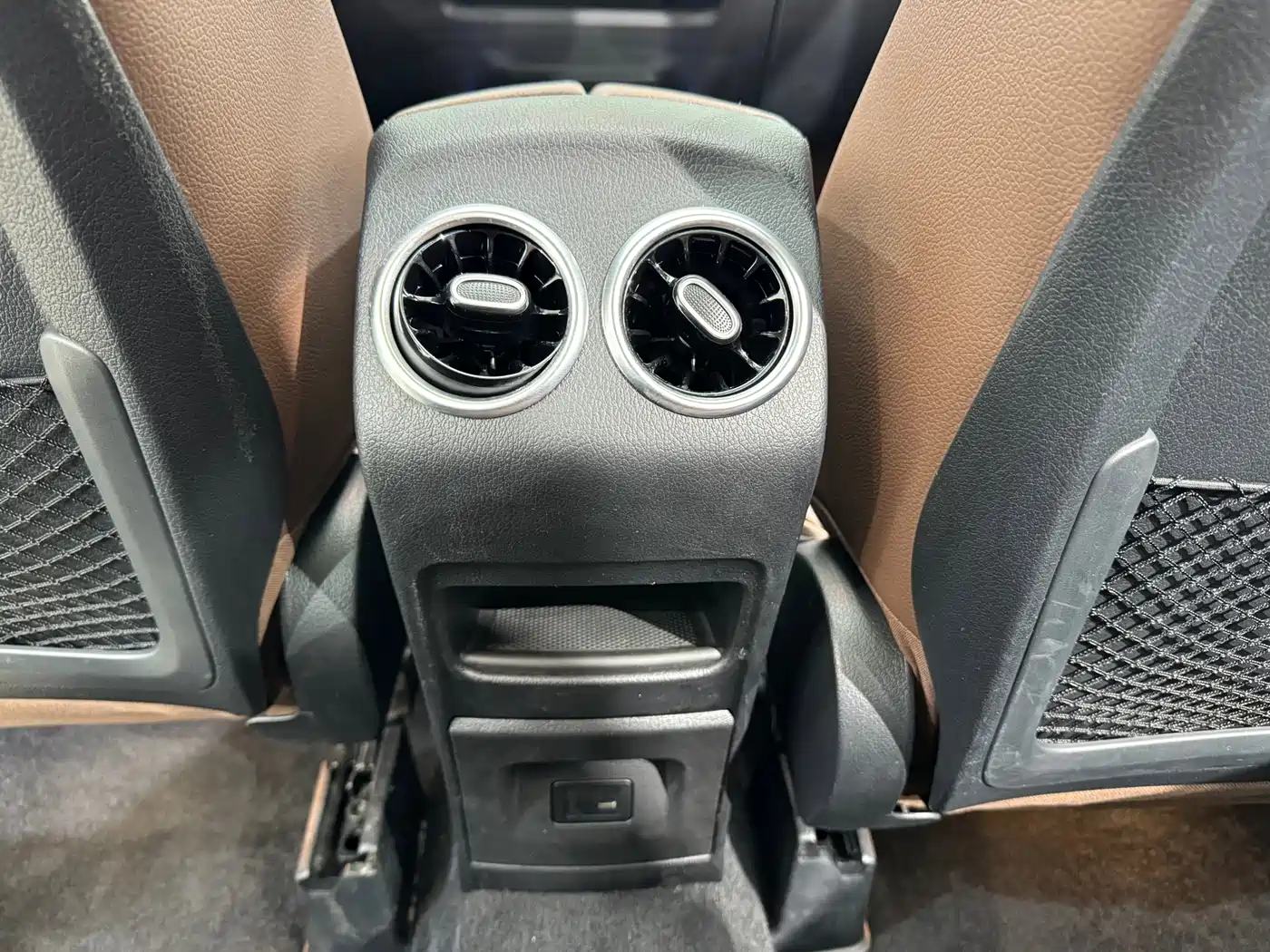 Mercedes-Benz GLB 2023 GLB 220 Dynamic фото 24