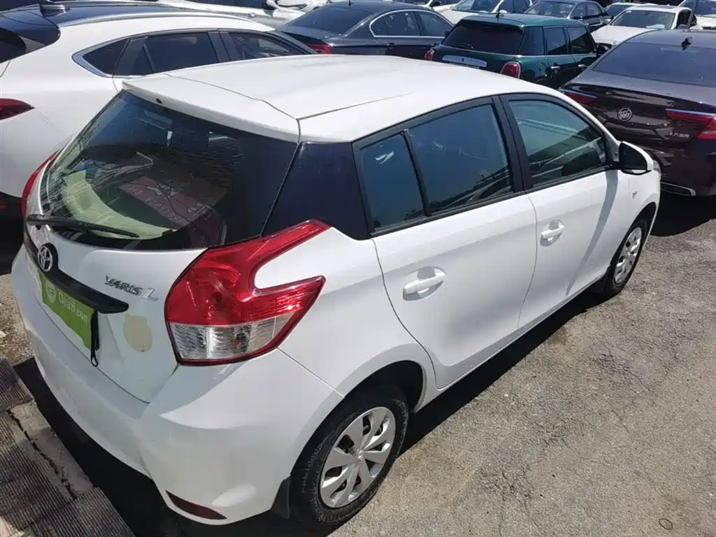Toyota YARiS L Zhi Xuan 2014 1.3E Manual Charming Edition фото 7
