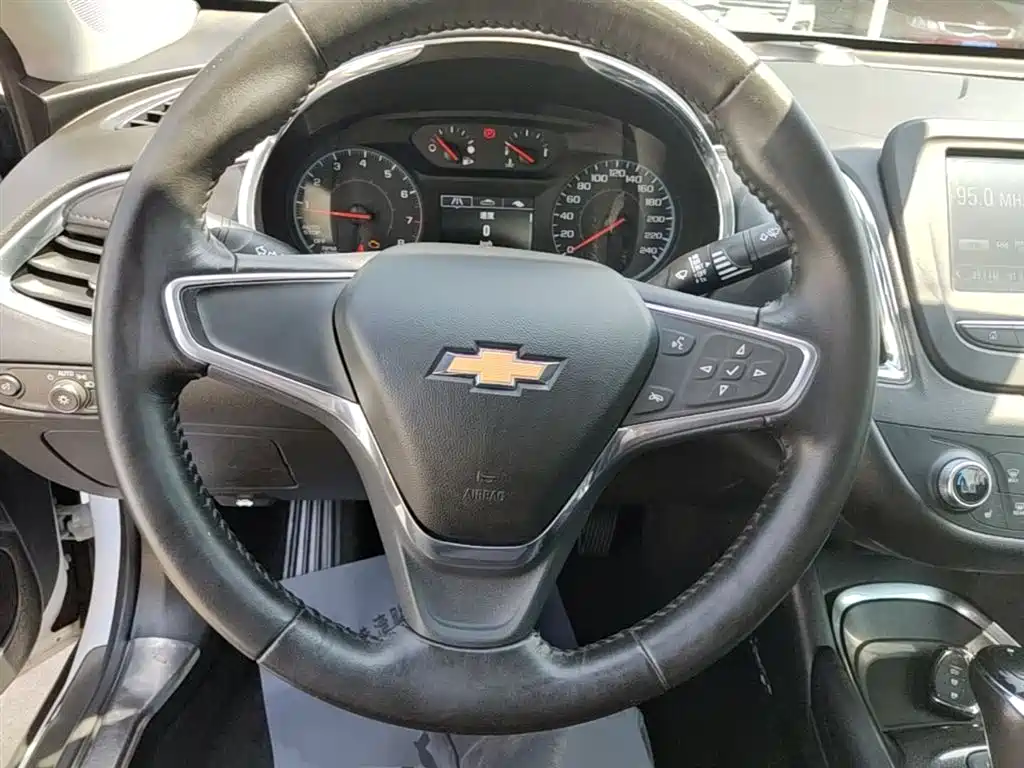 Chevrolet Malibu XL 2018 530T Auto RuiChi Edition фото 11
