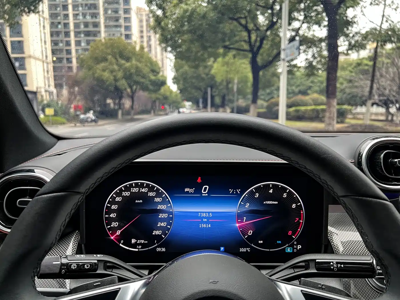 Mercedes-Benz GLC 2023 GLC 260 L 4MATIC Sport 5-seater фото 19