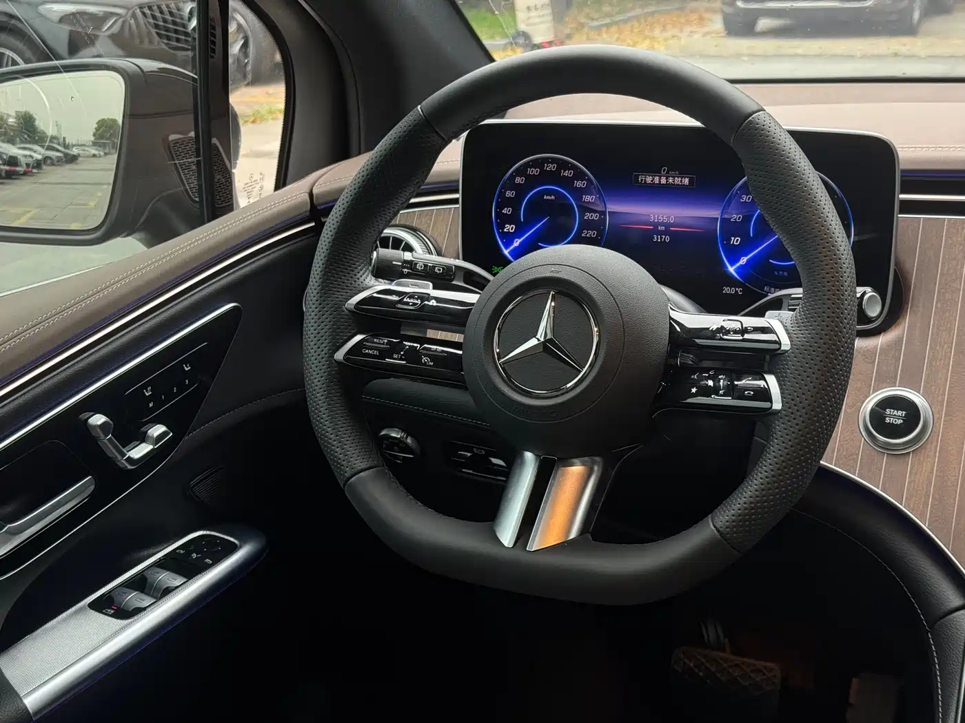 MERCEDES-BENZ EQE SUV