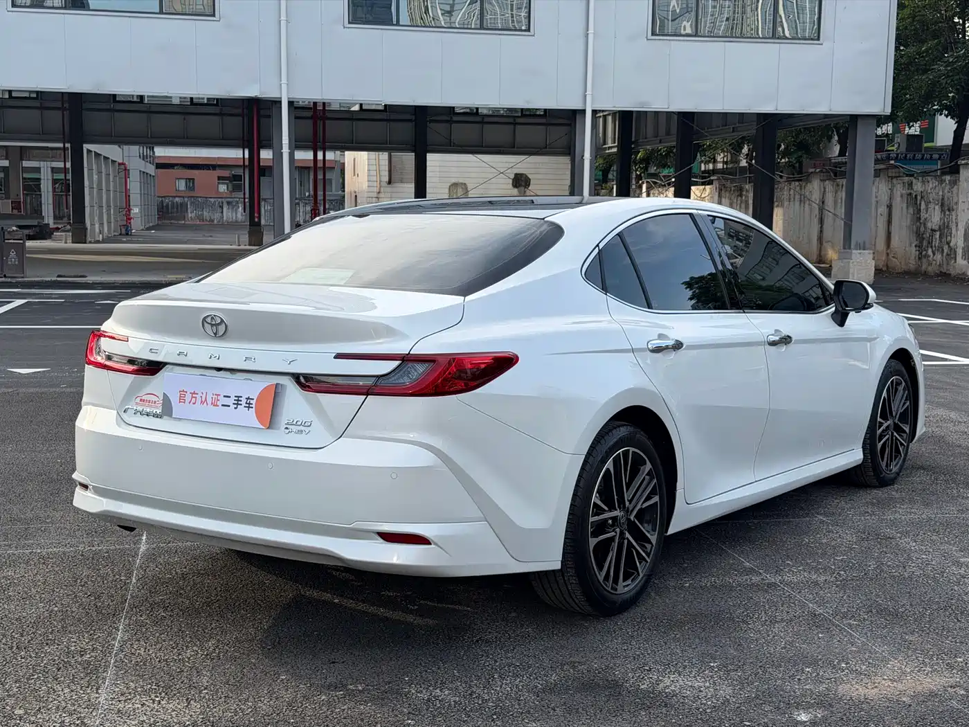 Toyota Camry 2026 Hybrid 2.0HG Premium Edition фото 13
