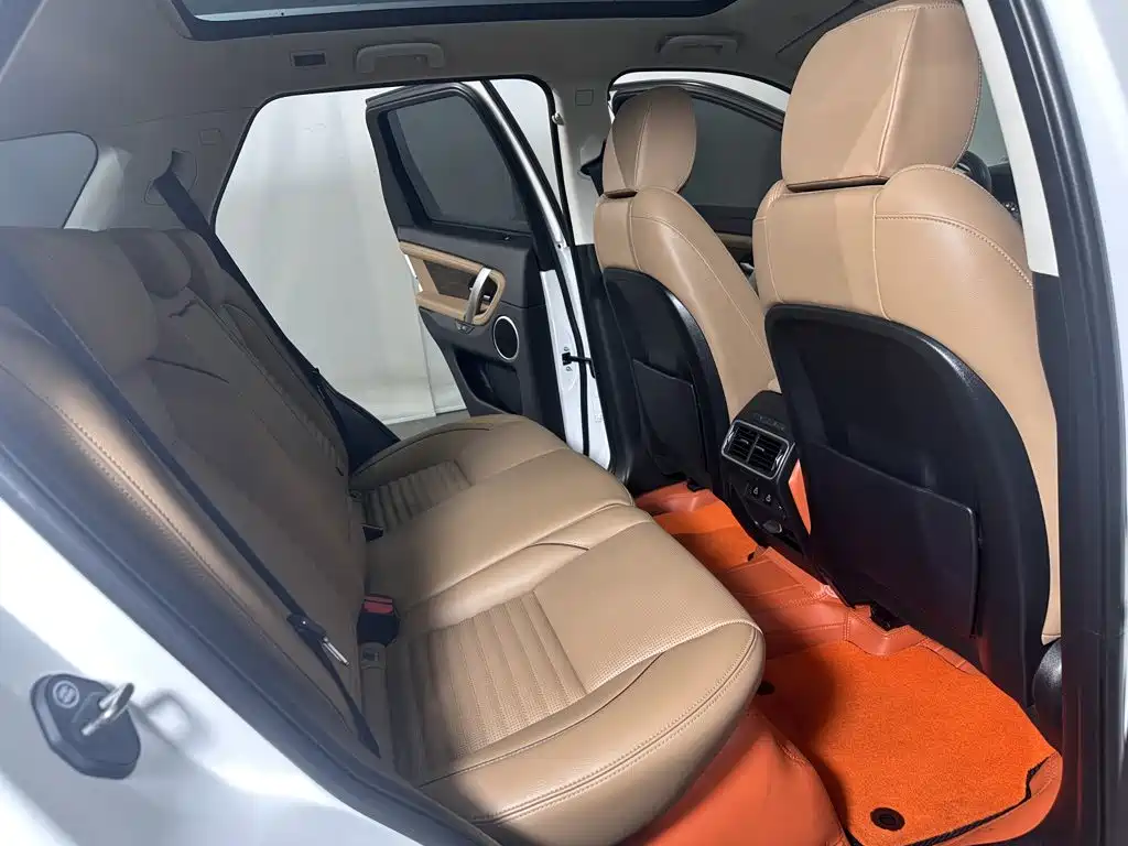 Land Rover Discovery Sport 2024 2024 Performance Technology Edition