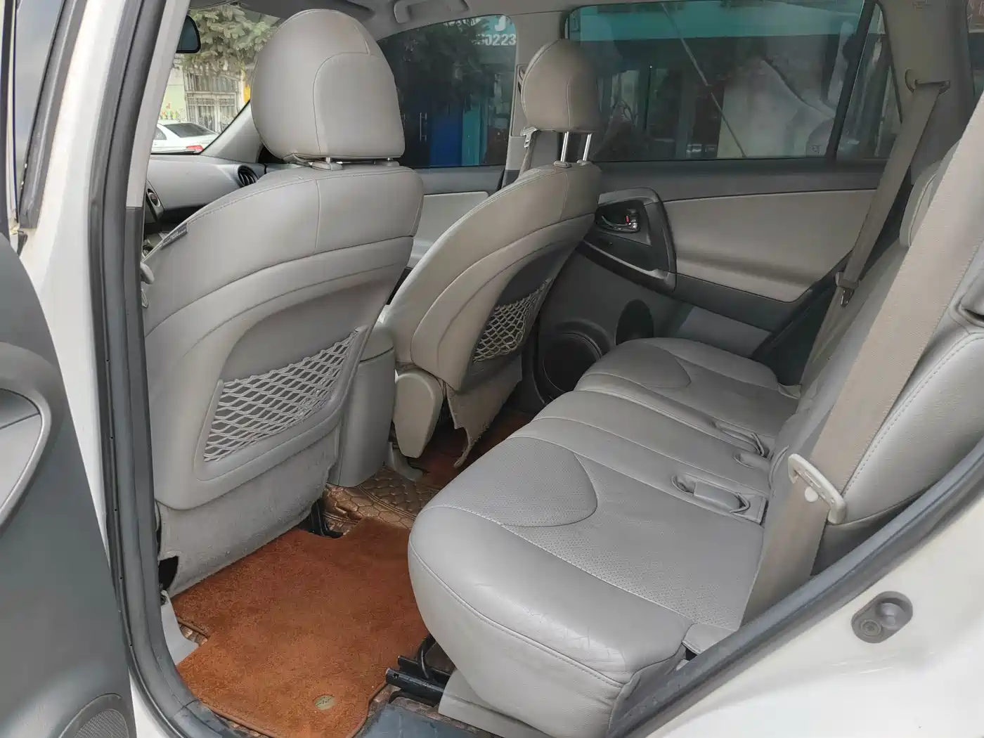 Toyota RAV4 Rongfang 2009 2.4L Automatic Luxury Edition фото 9