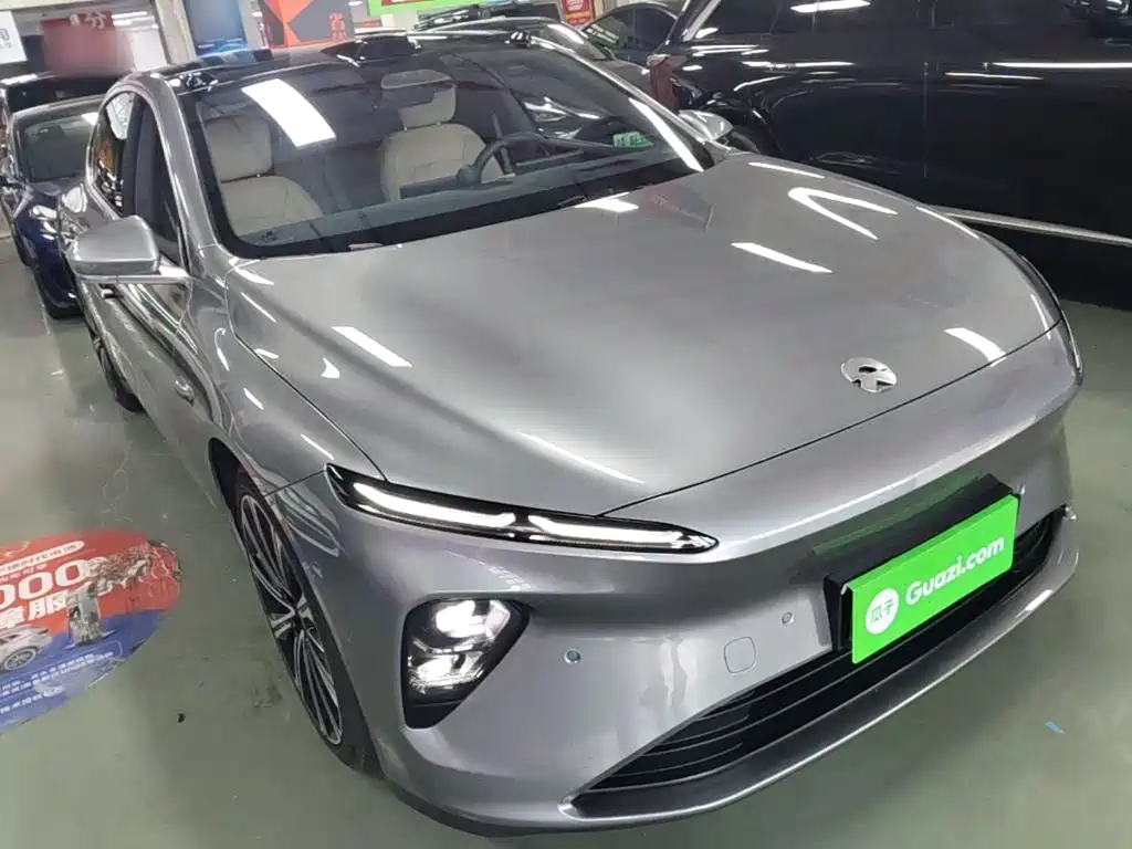 2025 NIO ET7