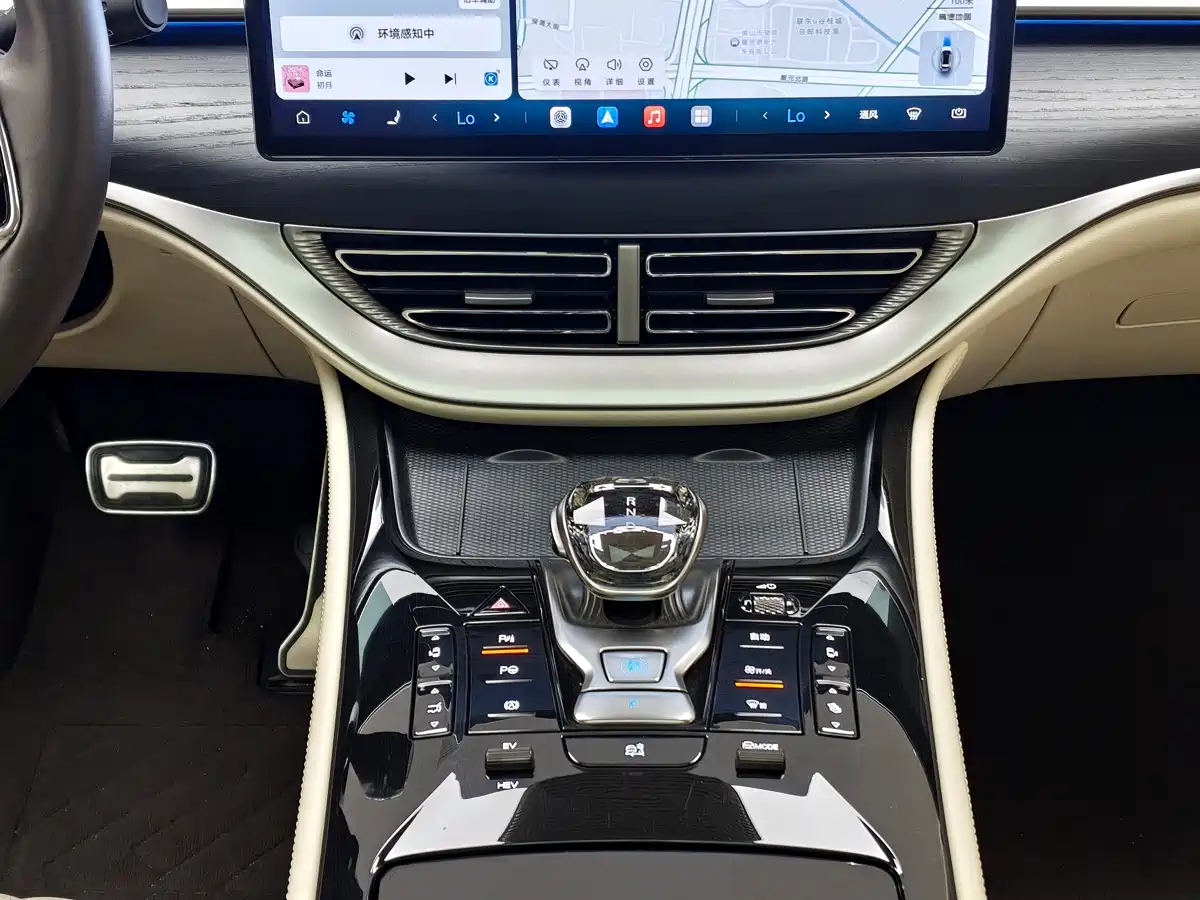 Denza D9 2025 Model DM-i Smart Drive Edition 1020 AWD Flagship фото 13