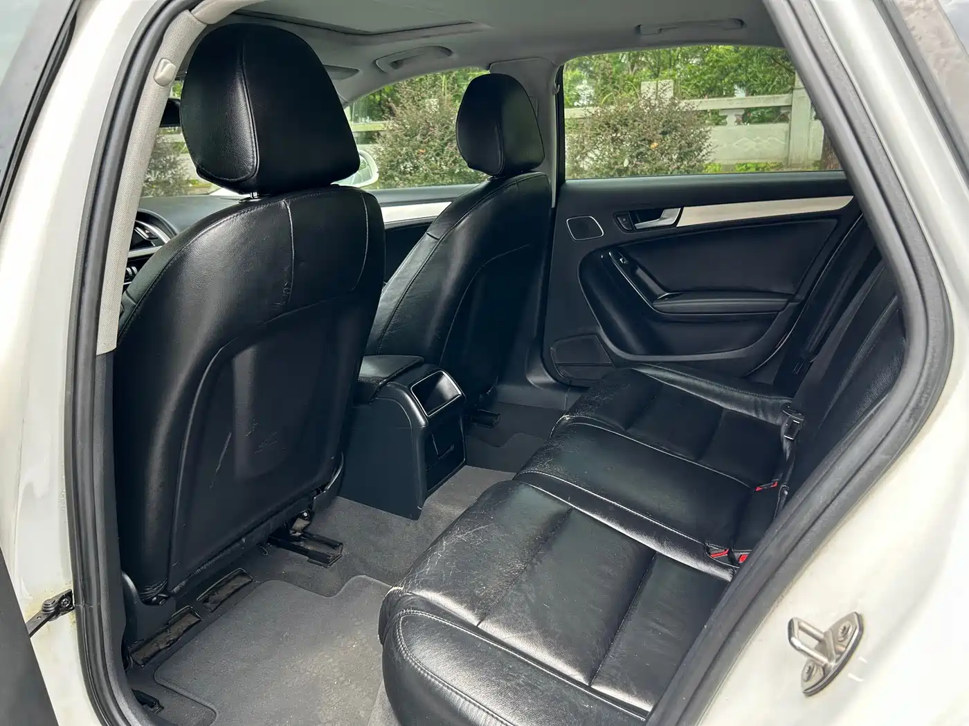 Photo 7 - Audi A4L