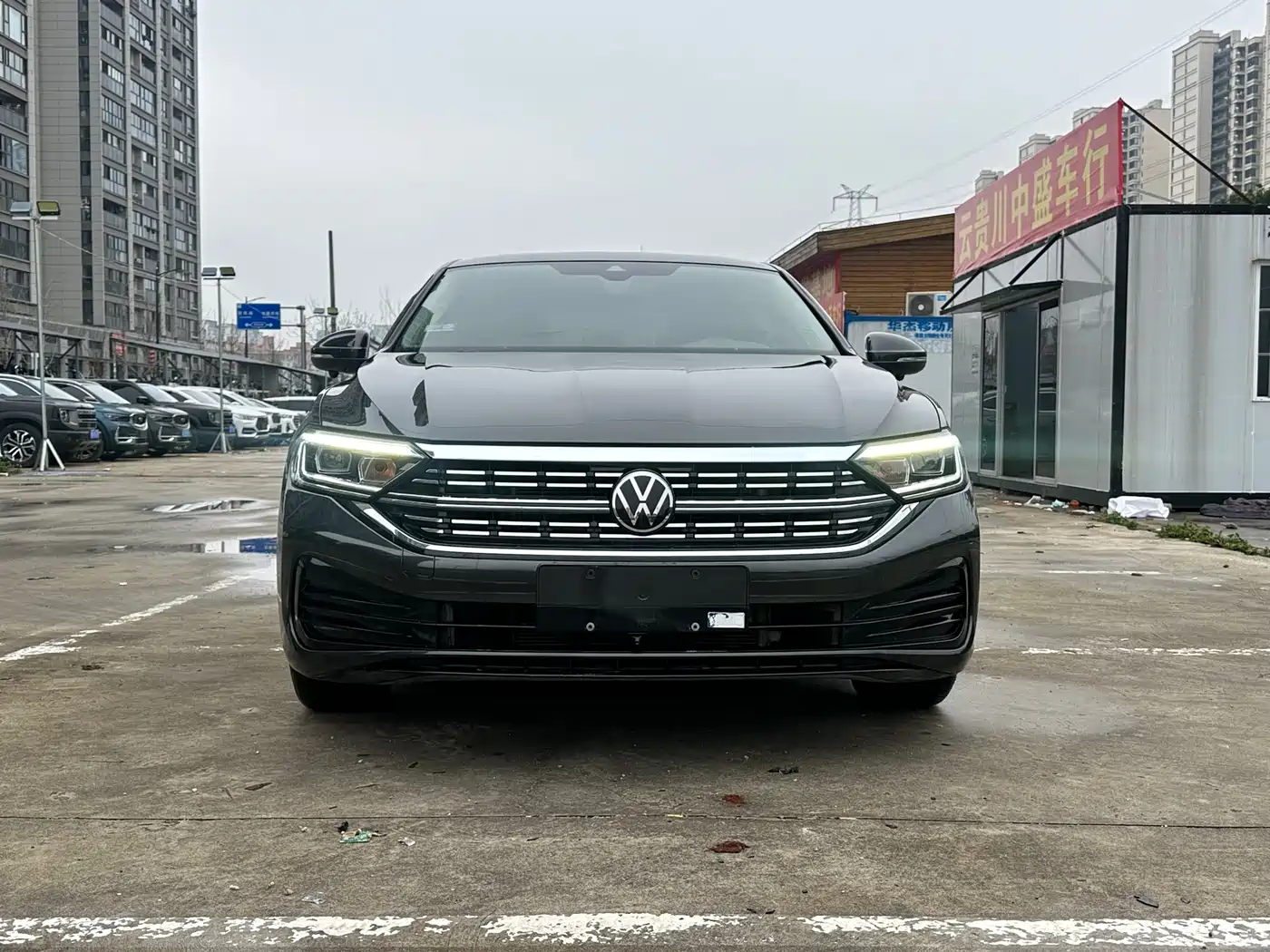 Volkswagen Sagitar 2022 280TSI DSG Surpassing Edition фото 2