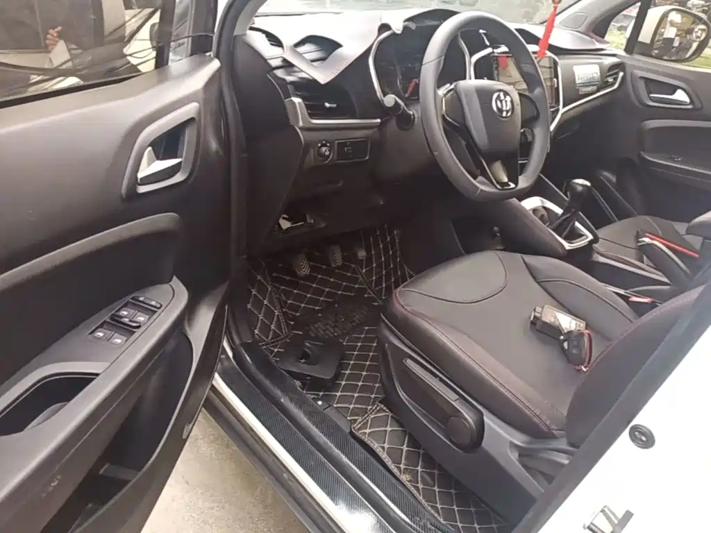 Zhonghua V3 2020 2017 1.5L Manual Comfort