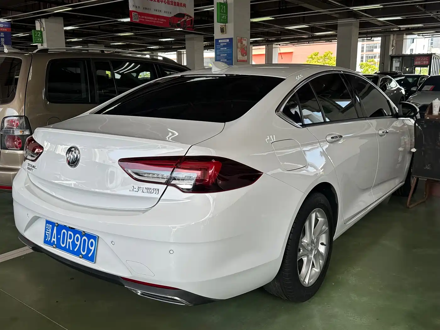 BUICK REGAL