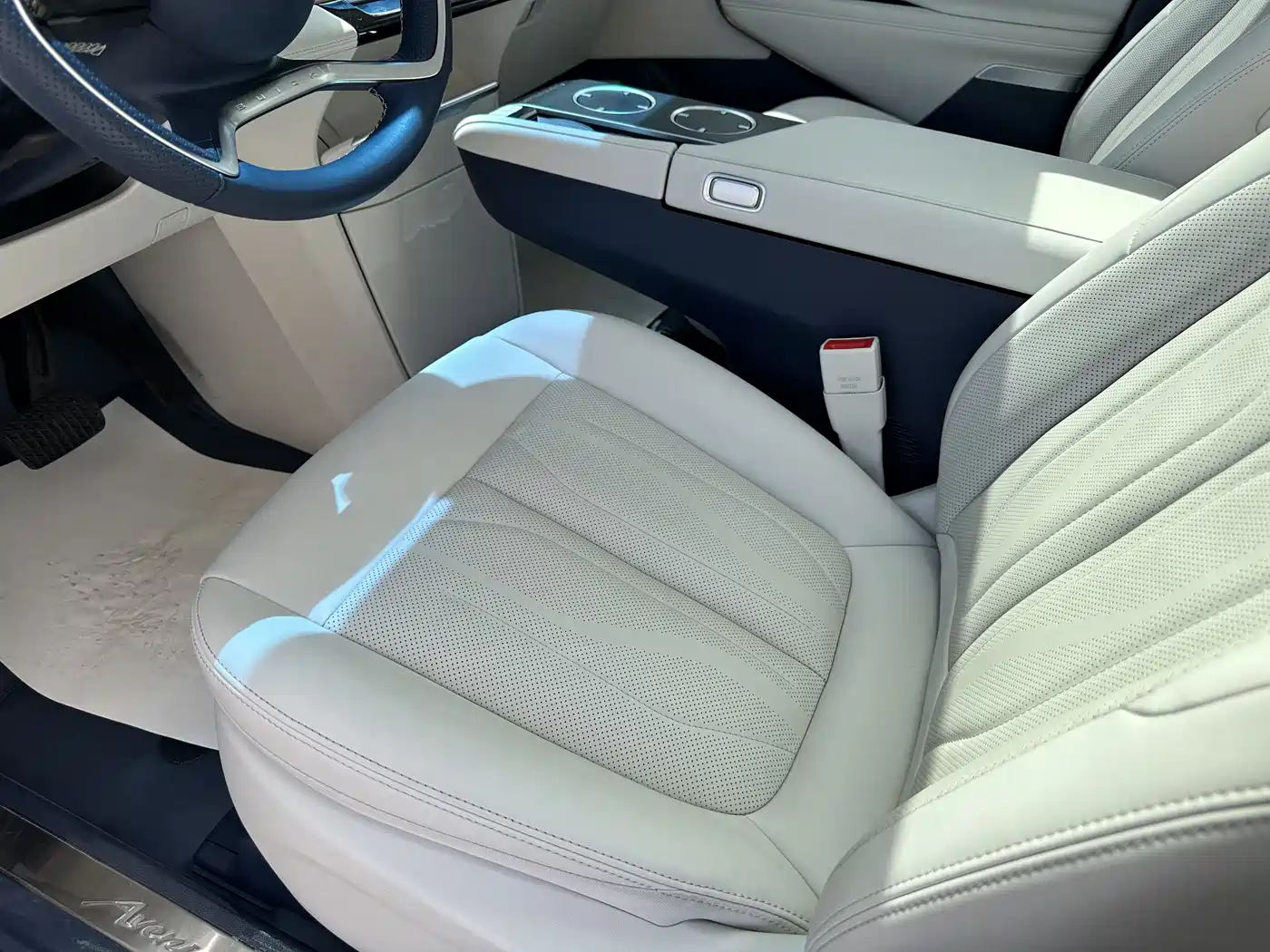 Buick GL8 New Energy 2024 Landglory Luxury Edition 7-Seater фото 13