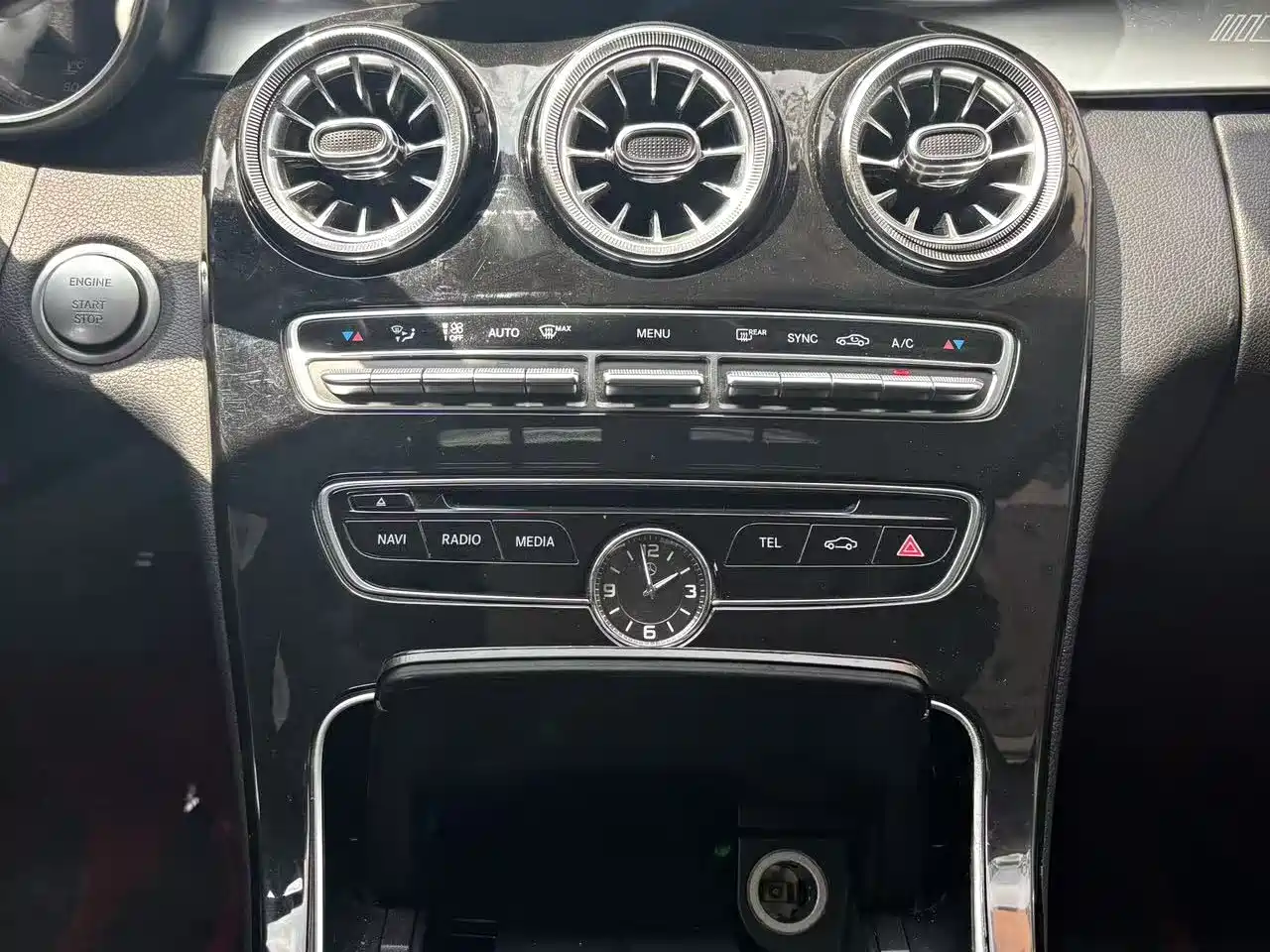Mercedes-Benz C-Class 2016 C 180 L Sport фото 6