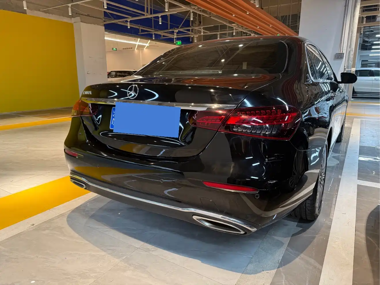 MERCEDES-BENZ E CLASS