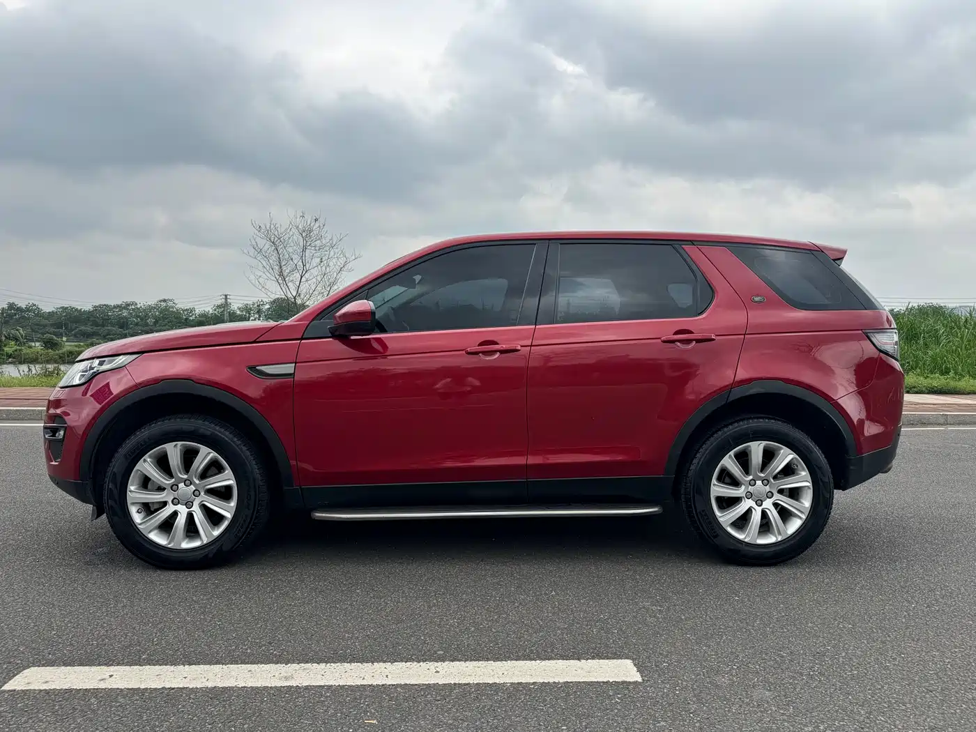 Land Rover Discovery Sport 2017 2.0T SE фото 23