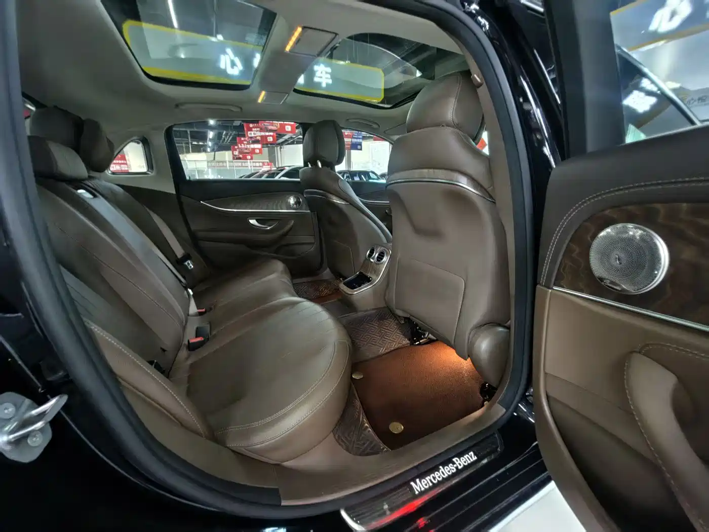 Mercedes-Benz E-Class 2023 E 300 L Luxury фото 13