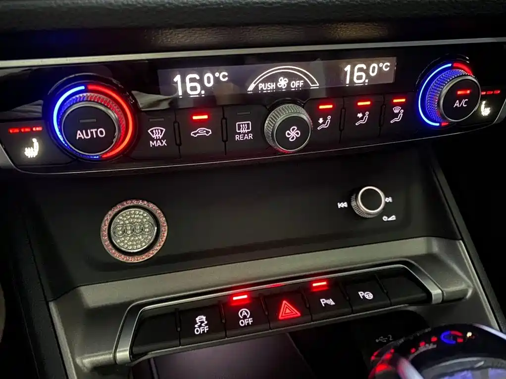 Audi Q3 2022 35 TFSI Fashion Dynamic фото 10