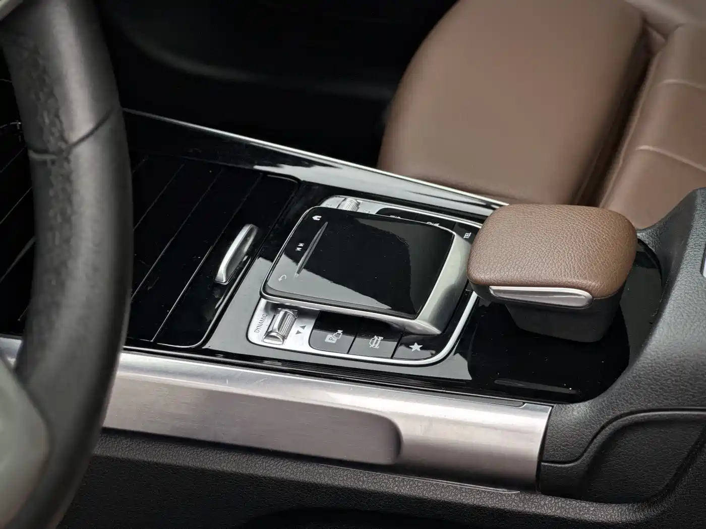 Mercedes-Benz GLB 2020 GLB 200 Dynamic фото 8