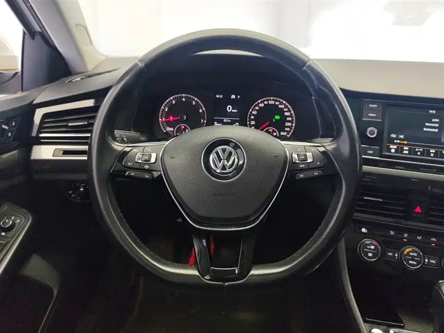 Volkswagen Bora 2019 Facelift 1.5L Automatic Elite China VI фото 15